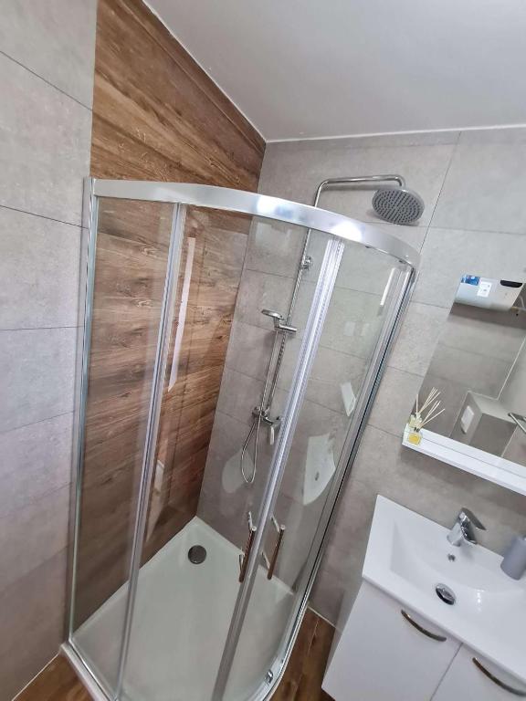 Kúpeľňa v ubytovaní Apartmani Lovre i Zara