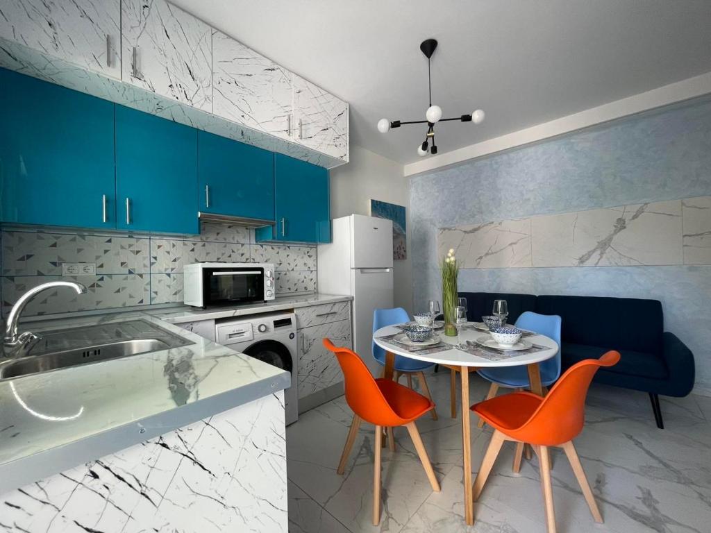 The Sky Yard Eclectic Studios - 14