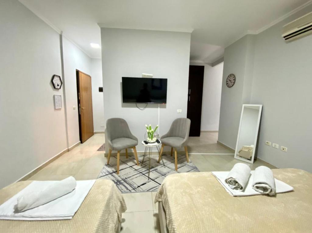 Chlo apartment 1 Tirane - Image 5