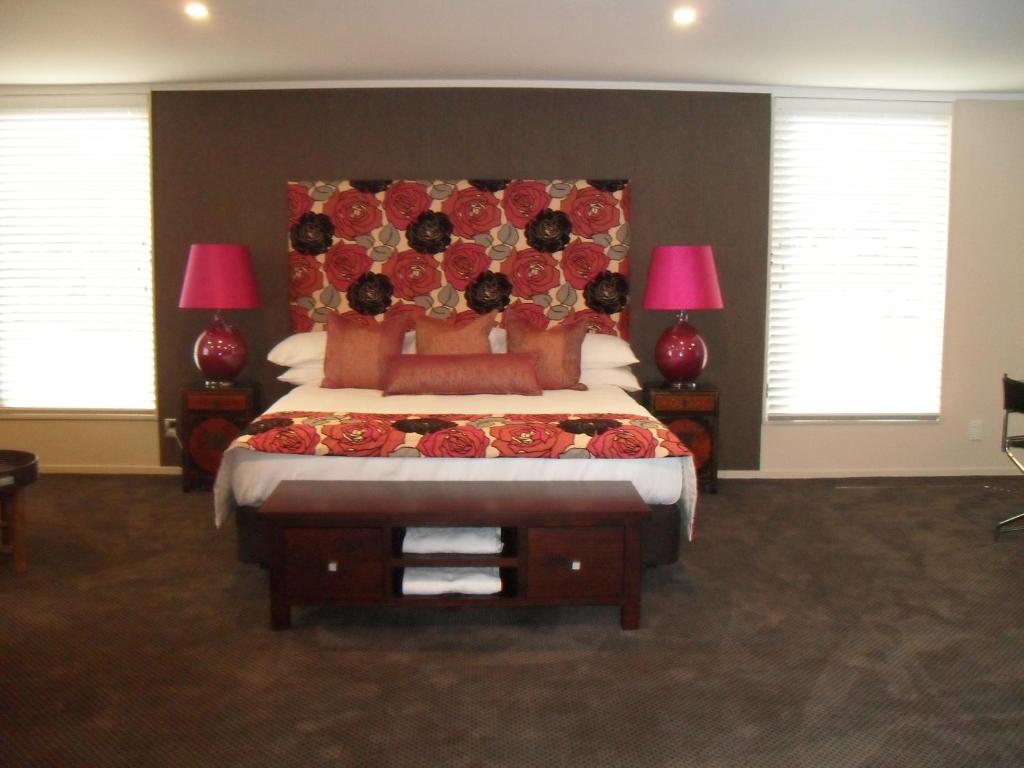 The Cove- On The Lake - Resim 31