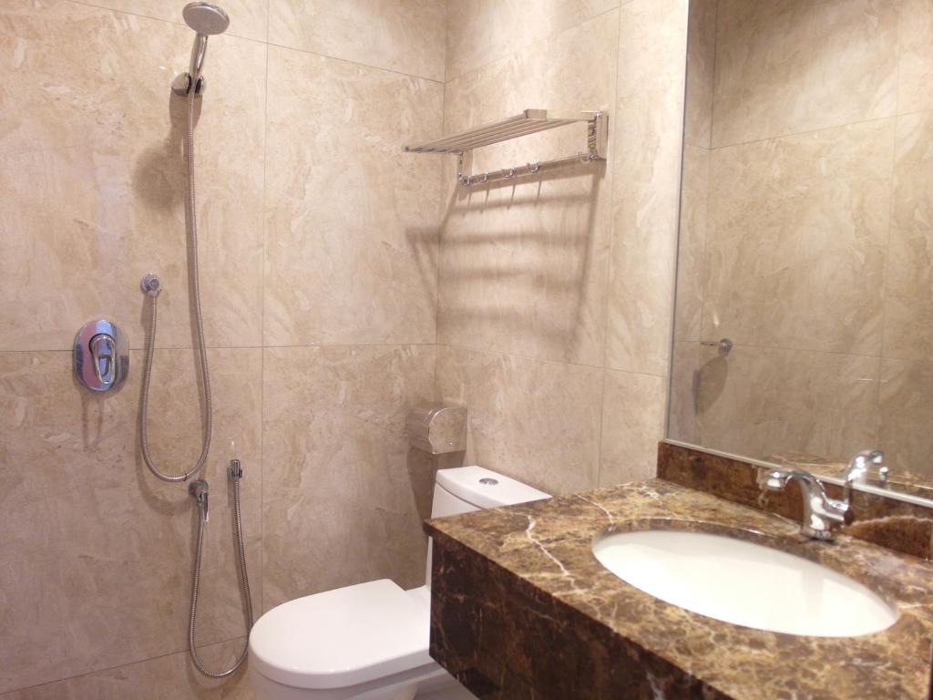 Koupelna v ubytování Comfort Two Hotel