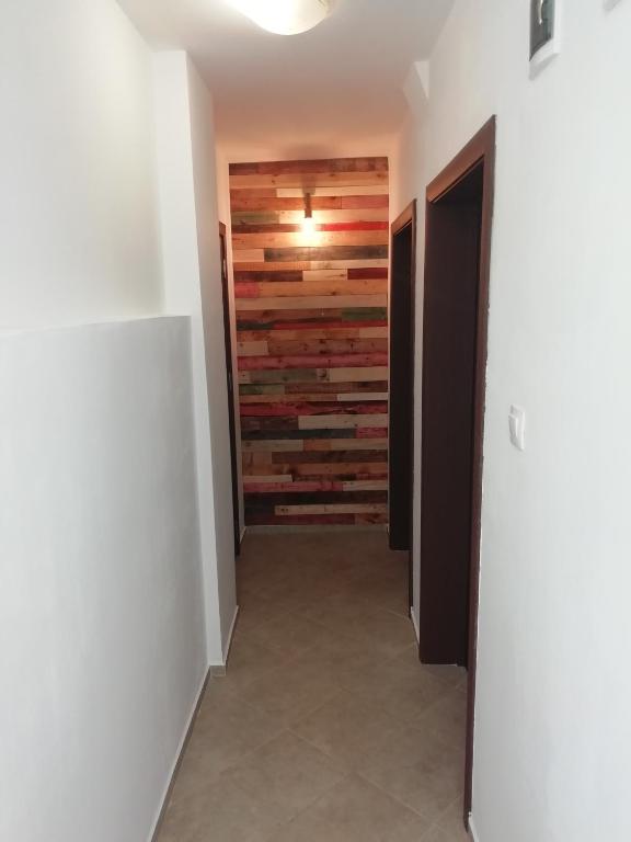 Ema guest house - Высшие Студии