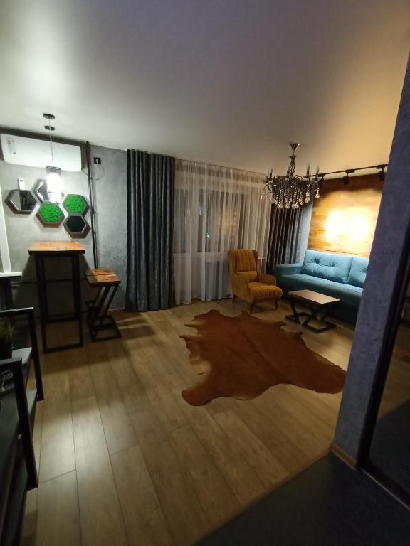 Дизайнерская квартира в ста метрах от городского парка - Apartamento De Una Habitación