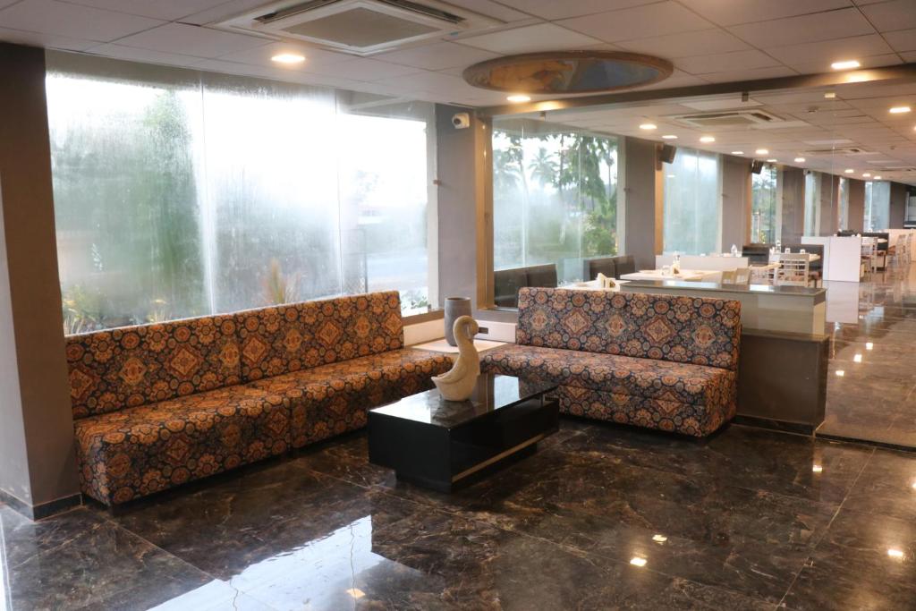 Posezení v ubytování Nest Beacon Resort Daman