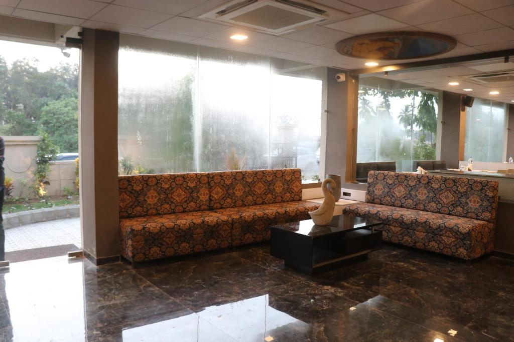 Posezení v ubytování Nest Beacon Resort Daman