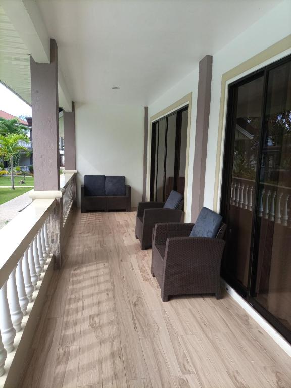 Posezení v ubytování Portofino Panglao Bohol