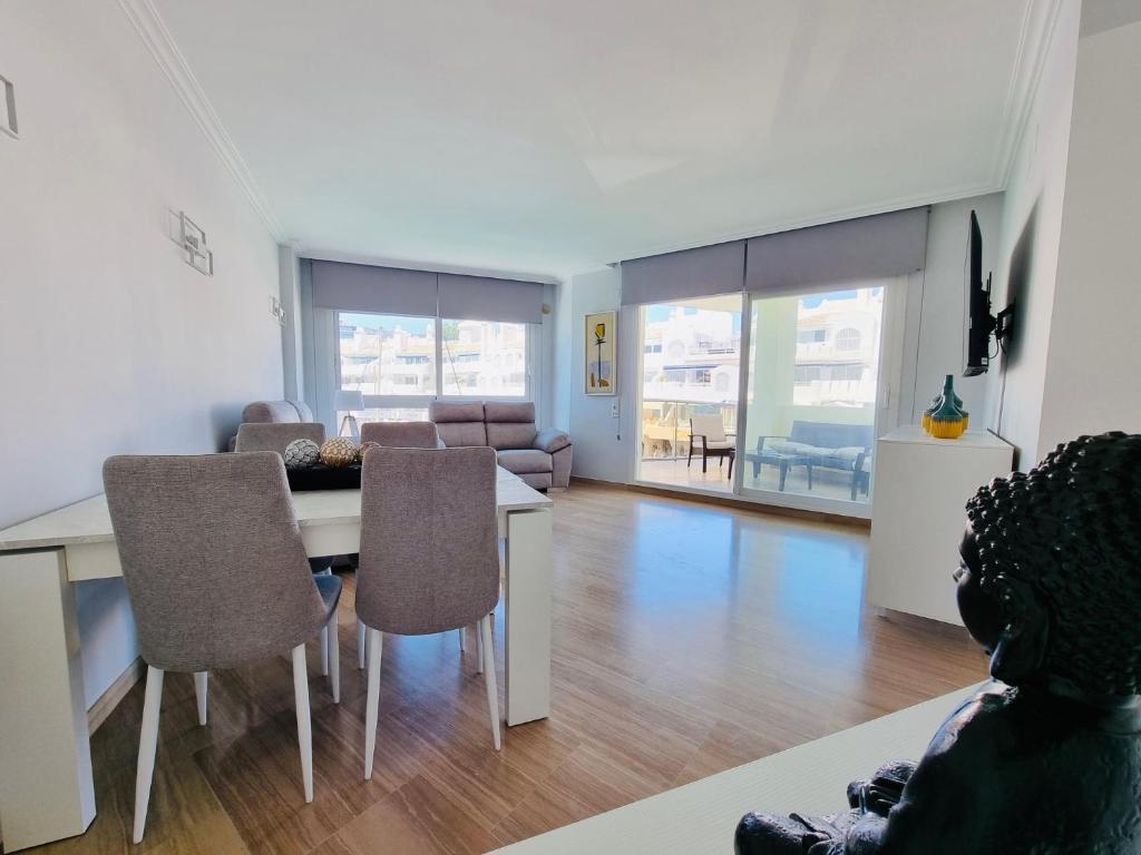 G&G Isla Marina Puerto, Benalmádena – Updated 2023 Prices