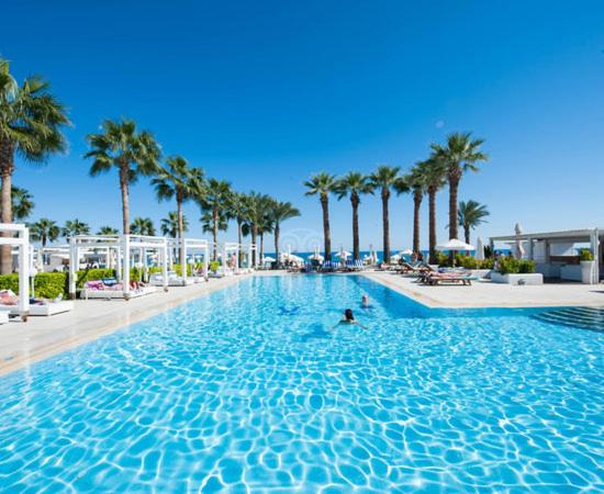 Басейн в Vrissiana Boutique Beach Hotel або поблизу