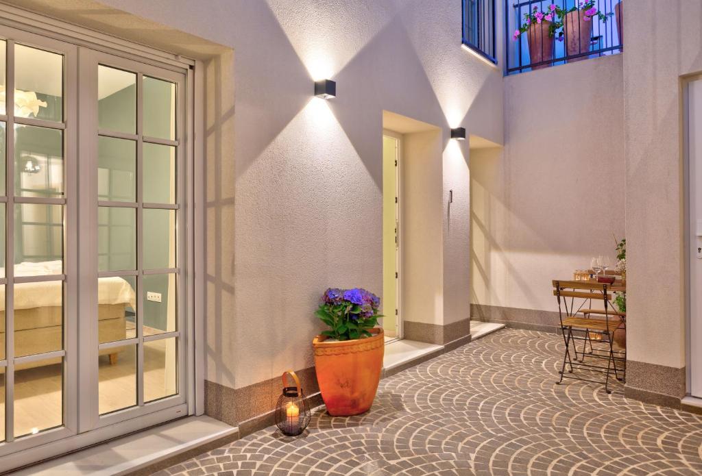 Villa Amaleo - One-Bedroom Apartment