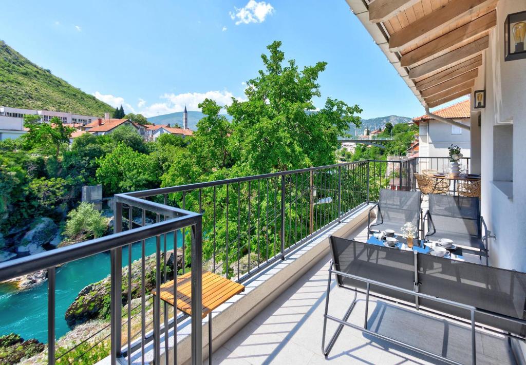 Nespecifikovaný výhled na hory nebo výhled na hory při pohledu z apartmánu