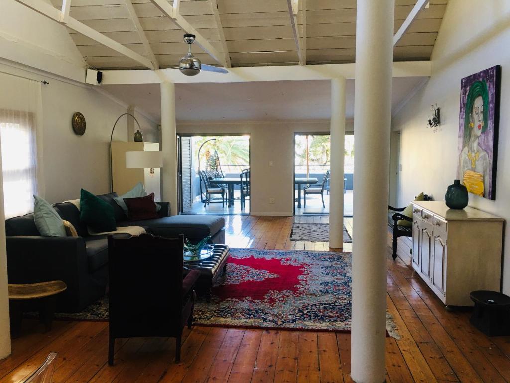 Camps Bay Apartment - Wohnung Mit Zwei Schlafzimmern