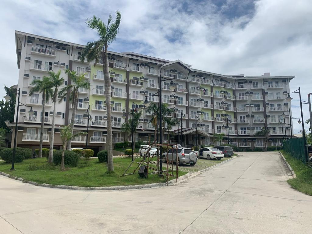 Charina relaxing condo with wifi Lapu Lapu City