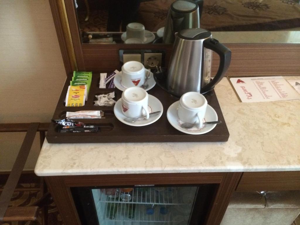 Příslušenství pro přípravu čaje a kávy v ubytování Antea Hotel Oldcity -Special Category