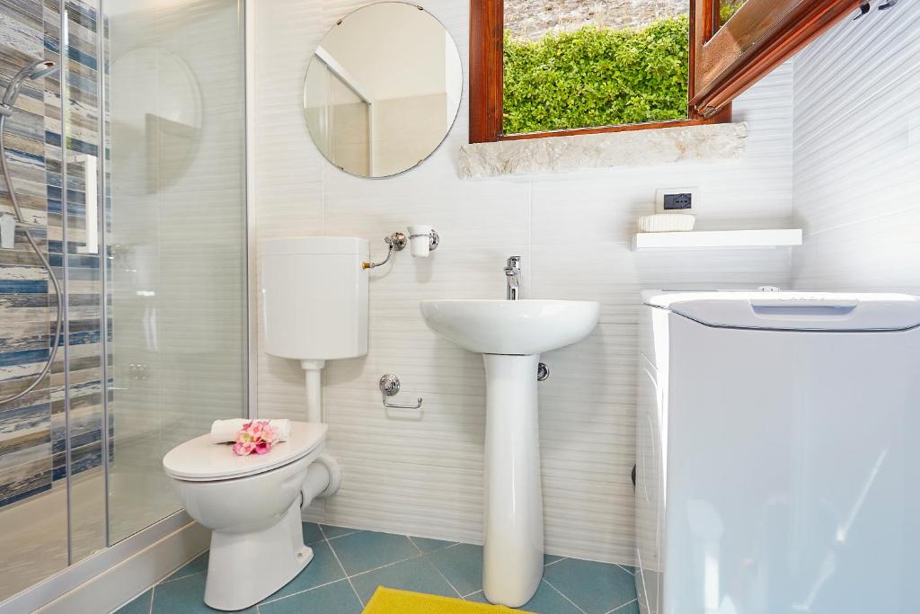 Kúpeľňa v ubytovaní Villa Brezza Marina - Scopello-Villas