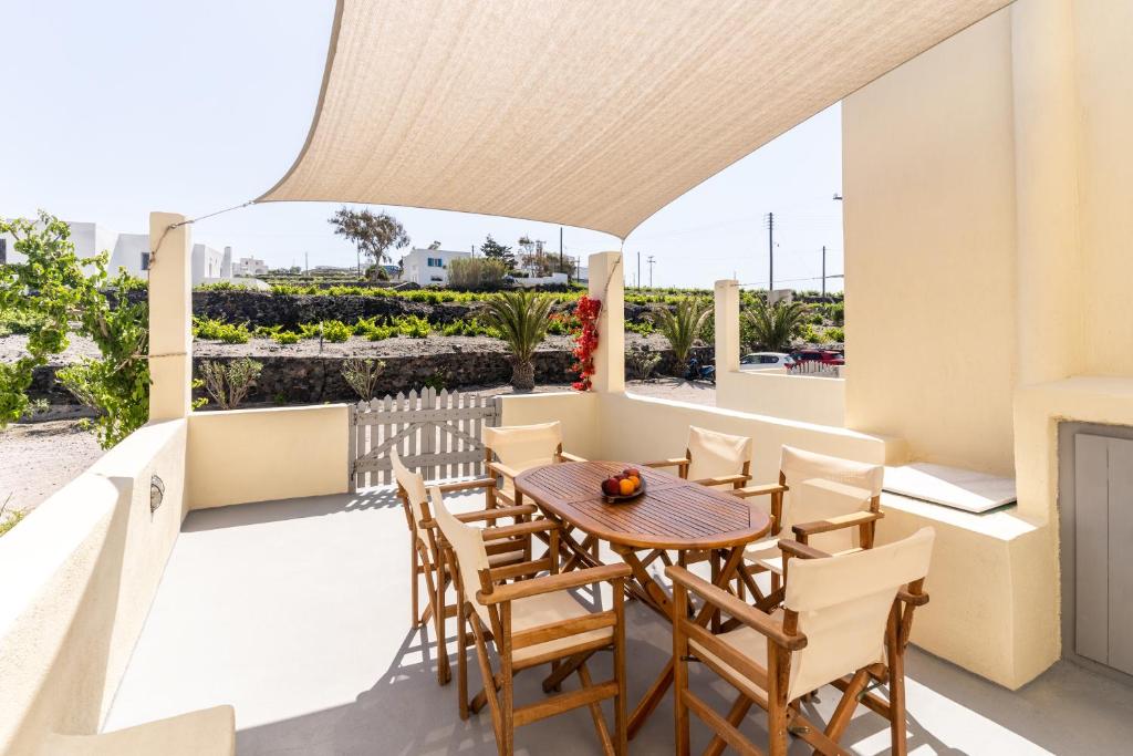 Balkon lub taras w obiekcie Ampelos Executive Houses