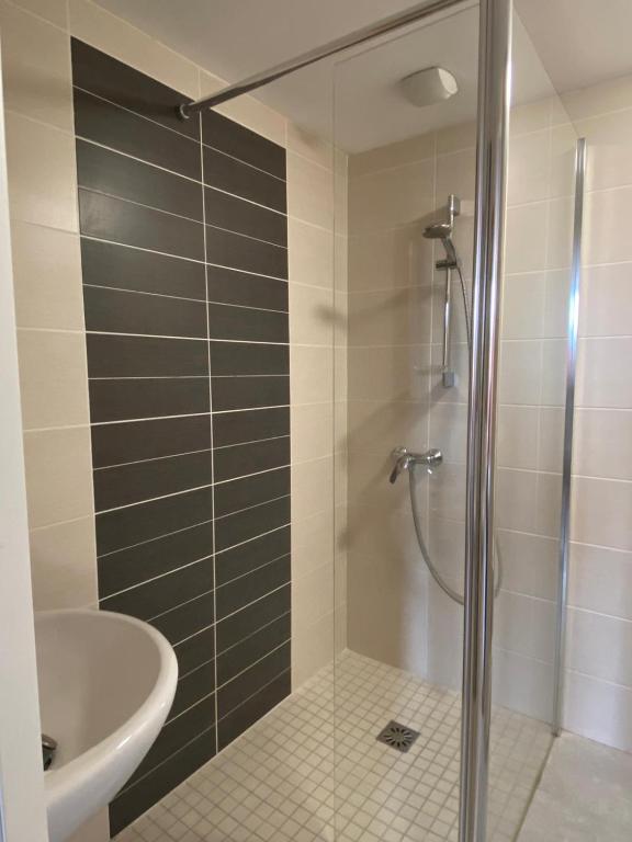 le Châtelet - Sala Familiar Con Baño Privado
