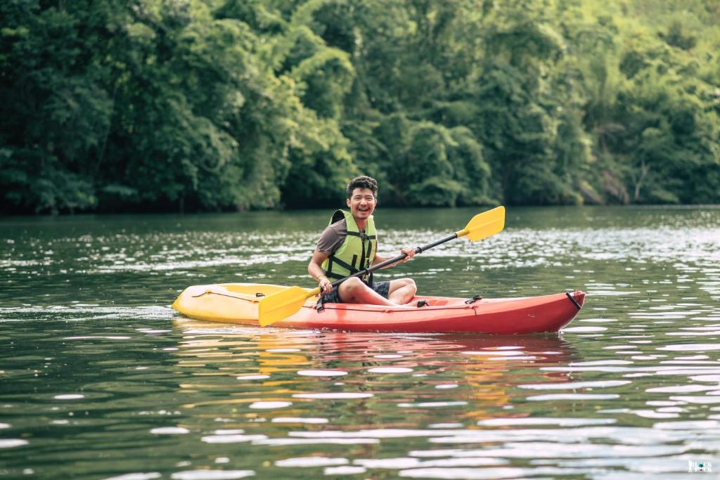 ชอว์ งาทอง รีสอร์ต Chor Ngar Thong Erawan Kanchanaburi - 18