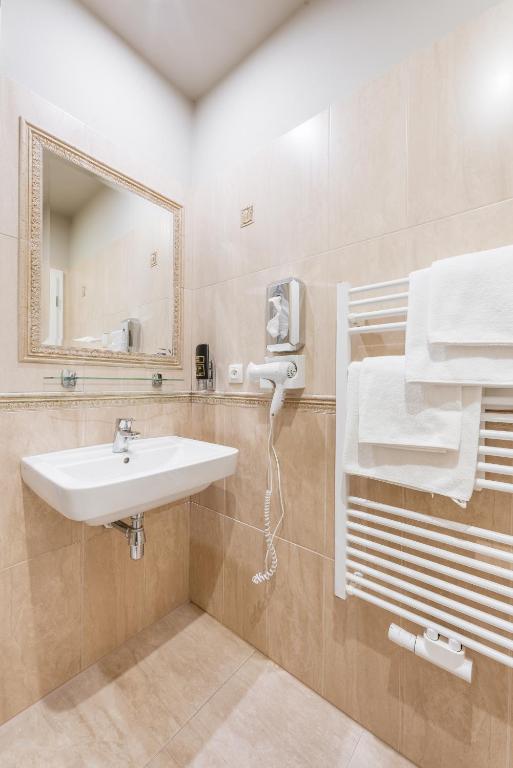 Koupelna v ubytování Hotel Plumlov