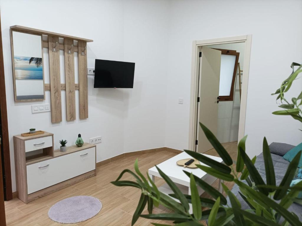 A television and/or entertainment centre at Independent house in rural setting