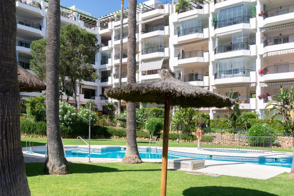 Bazén v ubytovaní Mi Capricho Playa Marbella alebo v jeho blízkosti
