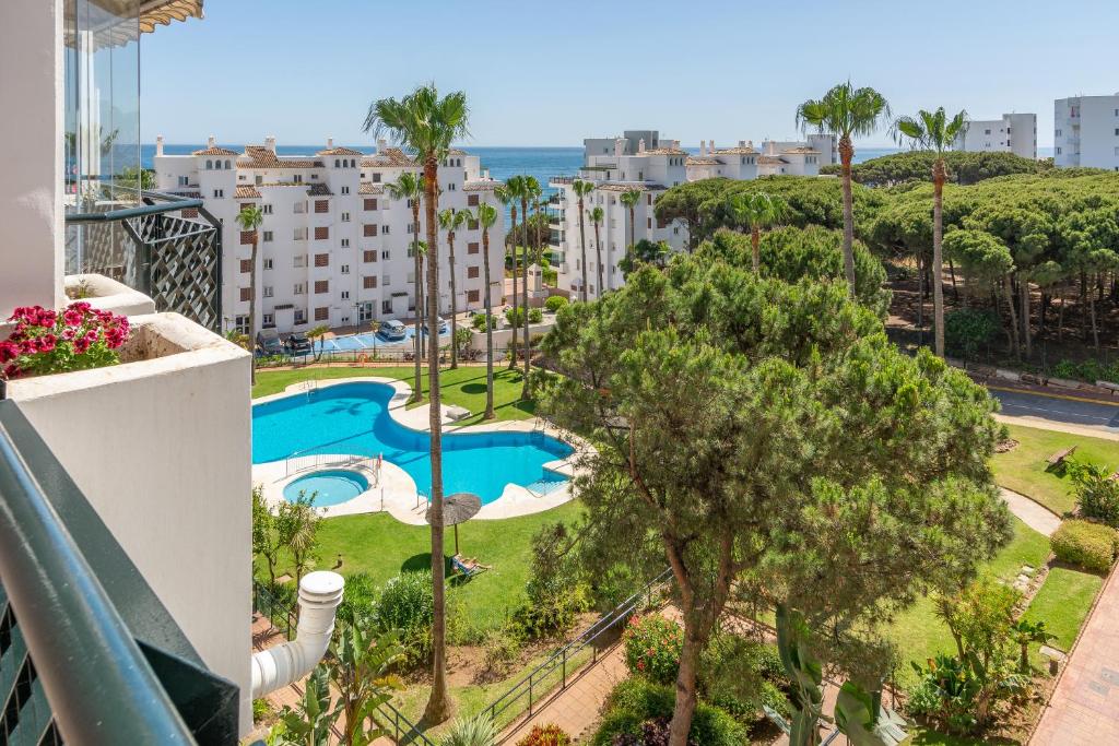 Bazén v ubytovaní Mi Capricho Playa Marbella alebo v jeho blízkosti