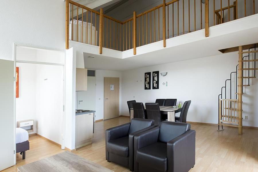 Posezení v ubytování Hotel & Appartementen - De Zeven Heuvelen