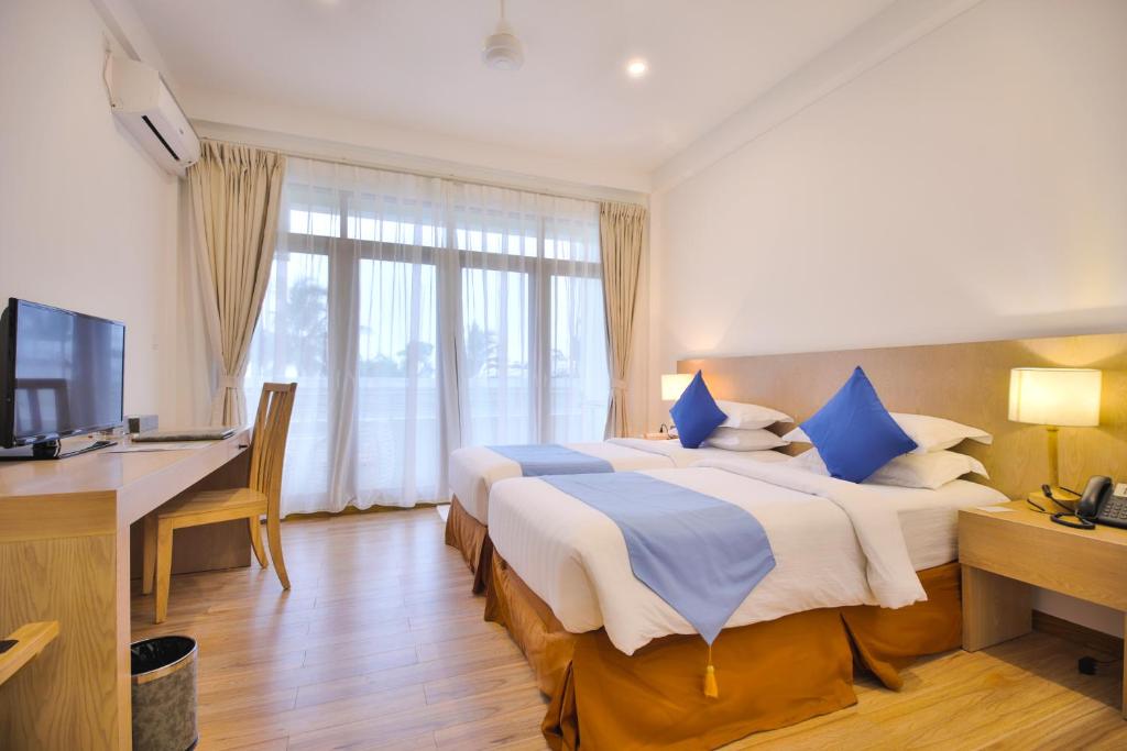 Plumeria Maldives - 6