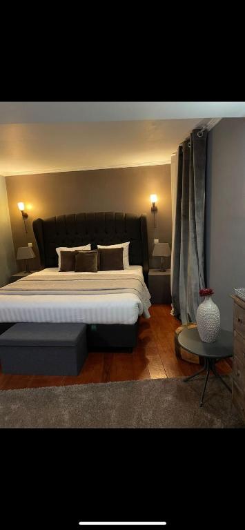 Postel nebo postele na pokoji v ubytování Park Hotel Airport