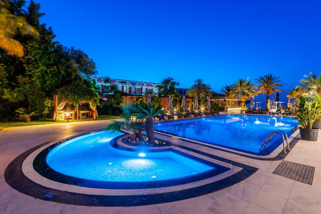 Kép Moyo Luxury Hotel & Beach szállásáról Torbában a galériában