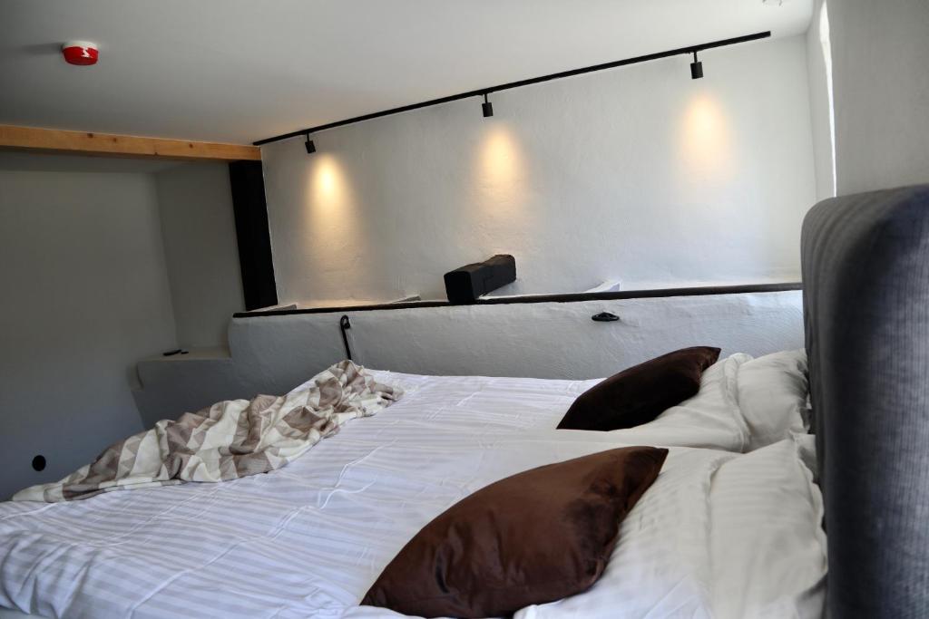 Postel nebo postele na pokoji v ubytování Backadal Gård BnB