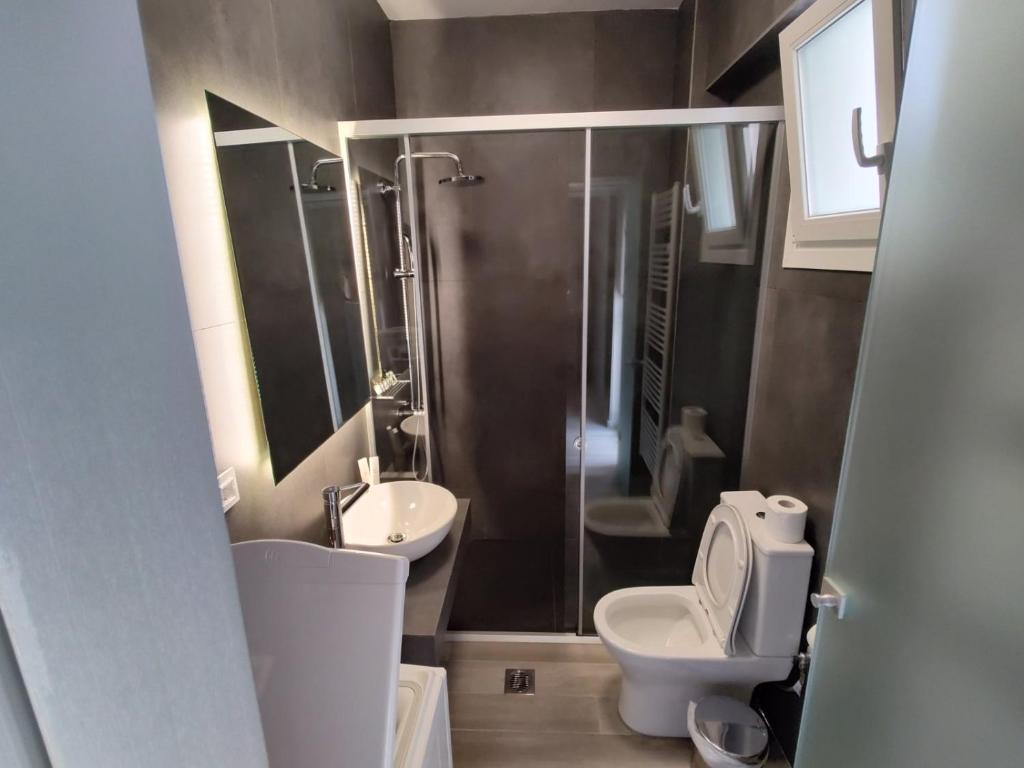 DIFFERENT APARTMENTS - Resim 43