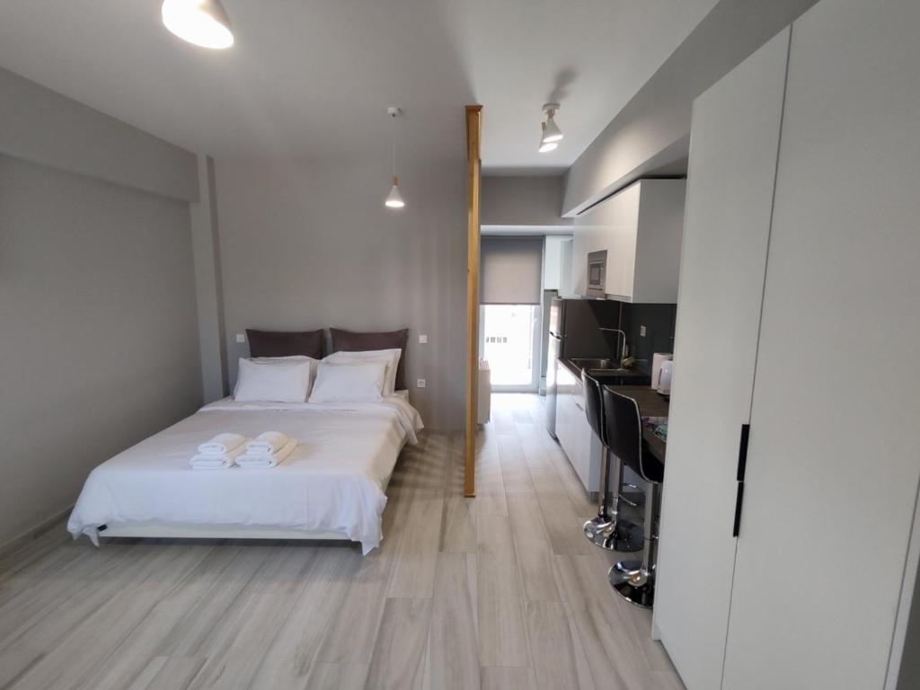 DIFFERENT APARTMENTS - Resim 44