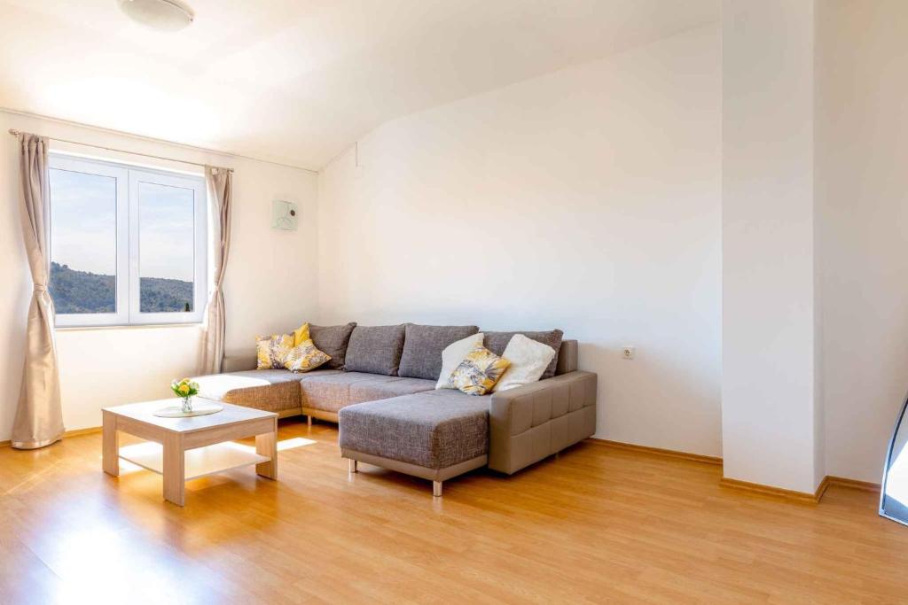 Fotografia z galérie ubytovania Apartment Rogoznica/Sibenik Riviera 36423 v Rogoznici