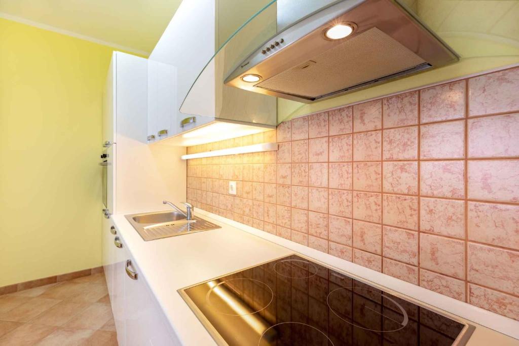 Fotografie z fotogalerie ubytování Apartment Rogoznica/Sibenik Riviera 36422 v Rogoznici