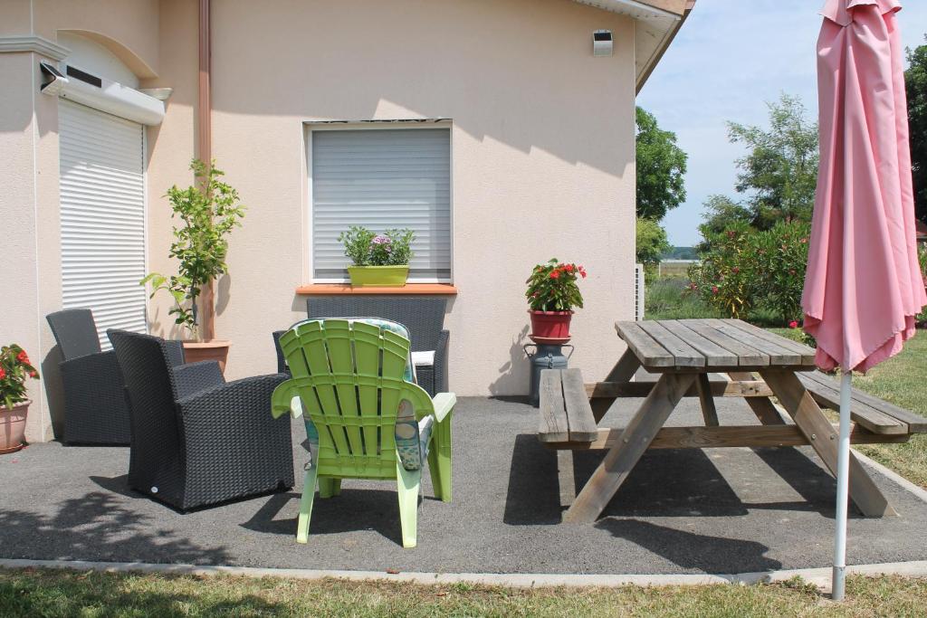Patio nebo venkovní prostory v ubytování B&B La Garona
