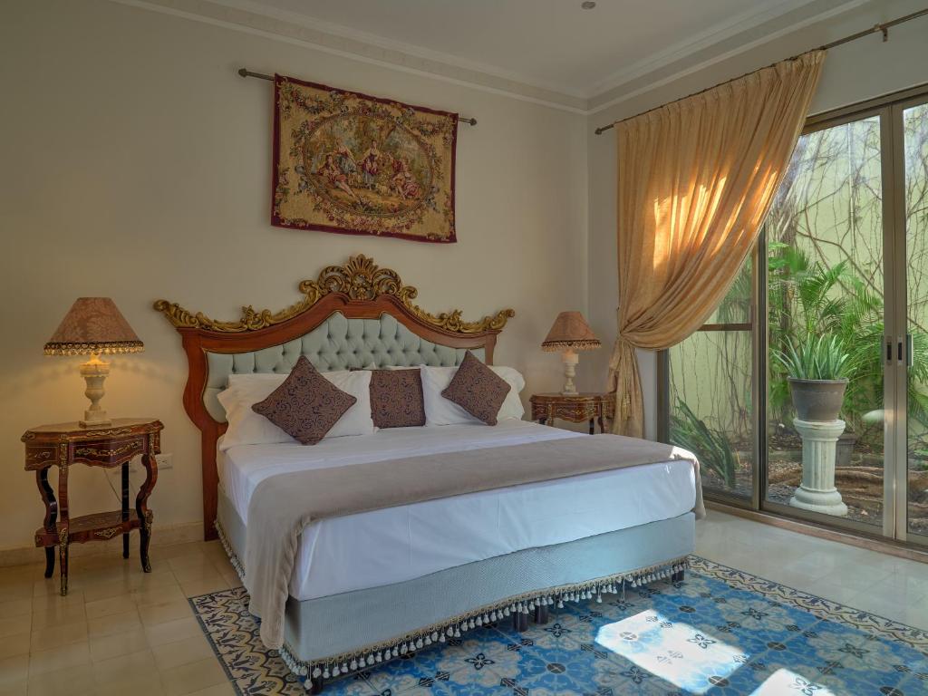 Architectural details at El Palacito Secreto