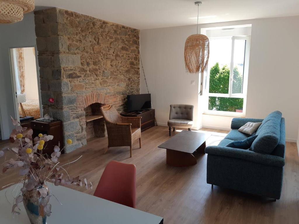 Posedenie v ubytovaní Maison de Kerangall Brest appartement jardin et parking