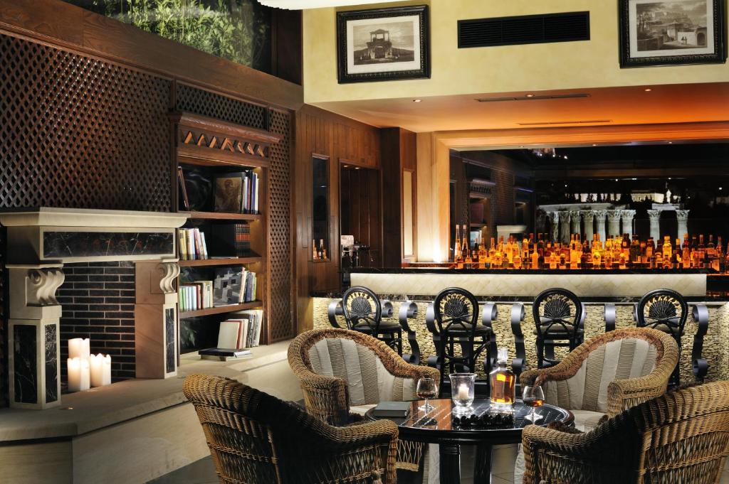 Royal Olympic Hotel - Resim 30