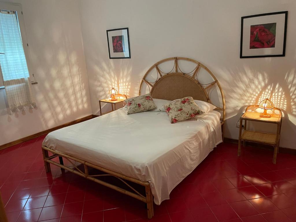 Postel nebo postele na pokoji v ubytování Cala Bernardo Apartment