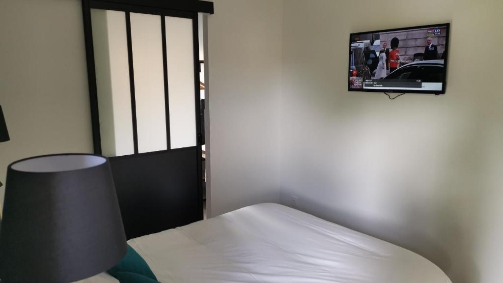 Logis Le Relais du Chapeau Rouge - Chambre Double Supérieure