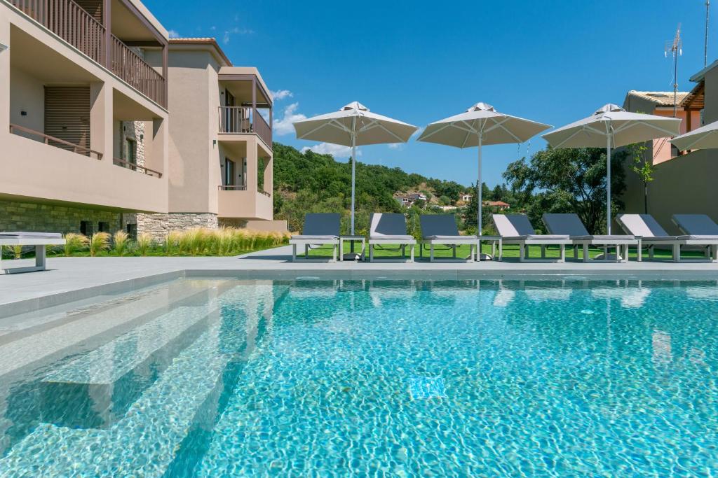 Bazén v ubytovaní Neoma Luxury Residence - Adults Only alebo v jeho blízkosti