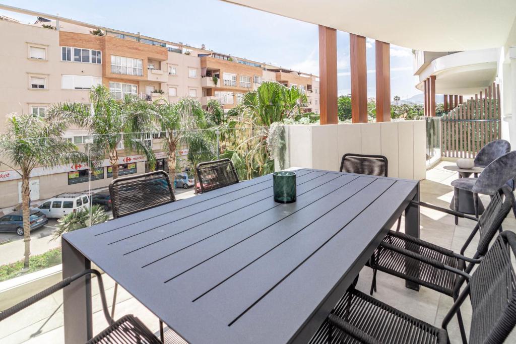 Balkón nebo terasa v ubytování INF32L- Modern city apartment, families only