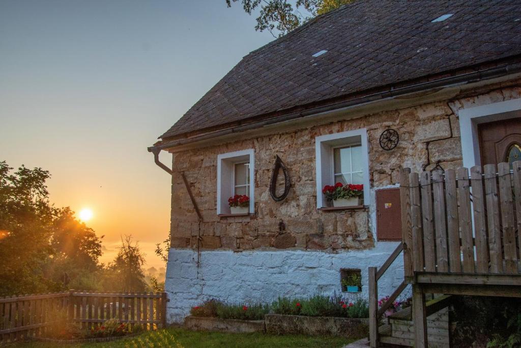 Kamenný dům Bezdědice-Máchův kraj - Maison De Vacances