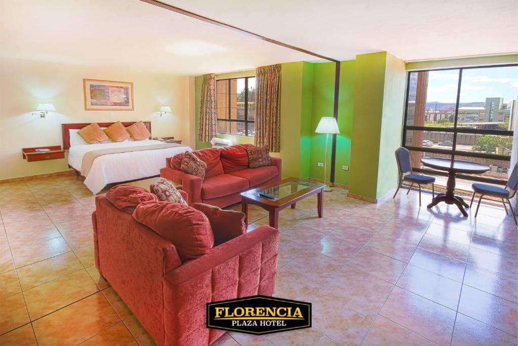 Posezení v ubytování FLORENCIA PLAZA HOTEL