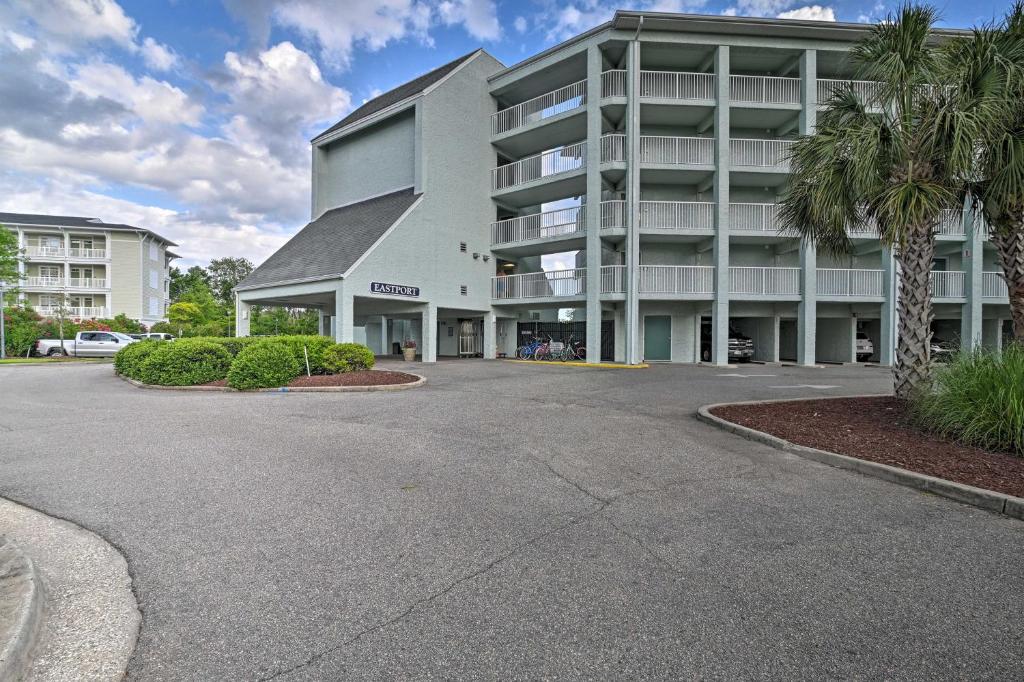 Gallery image of Summerhouse Villas Condo with Resort Amenities! in Pawleys Island