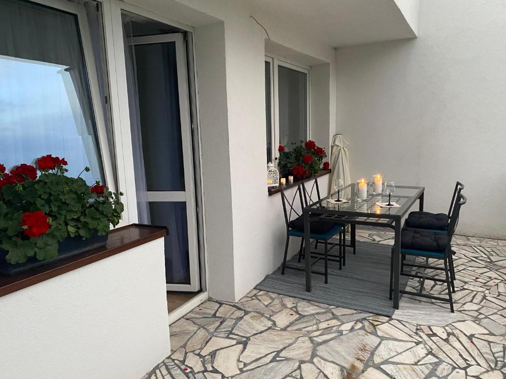 Apartament w ZIELONEJ OKOLICY z TARASEM - Appartement De Deux Chambres