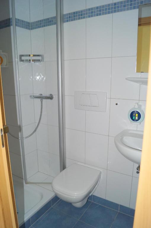 Hotel Neuses - Standard Single Room