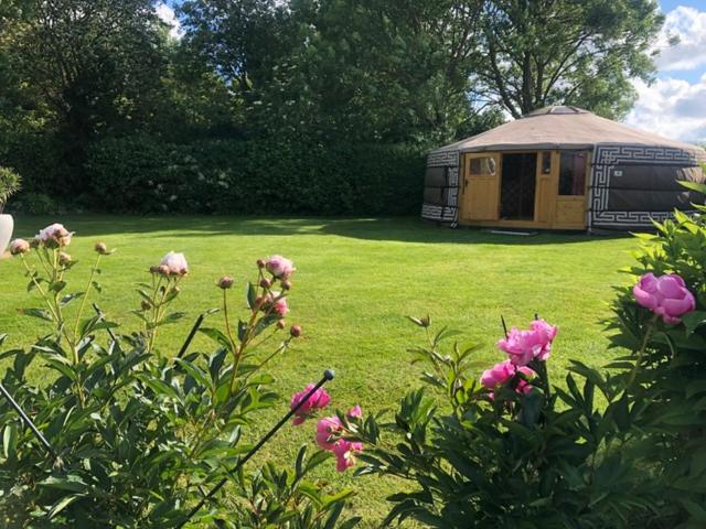 Zahrada ubytování Overnachten in een luxe yurt!