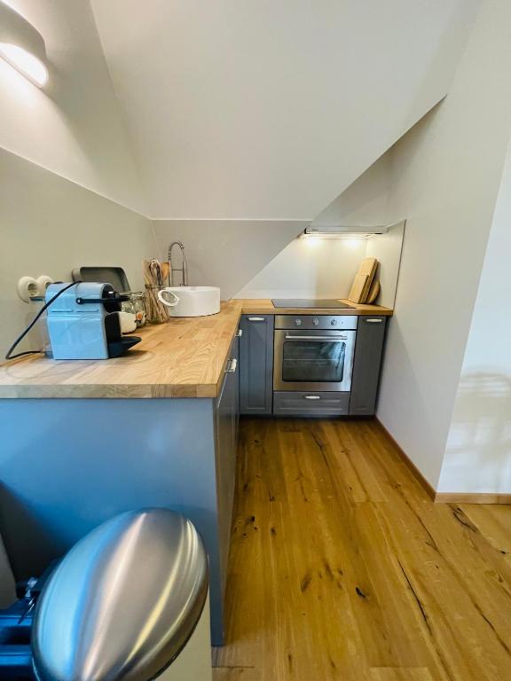 Kuchyň nebo kuchyňský kout v ubytování Kaiserliche Post Suites Bevensen-Ferienwohnung