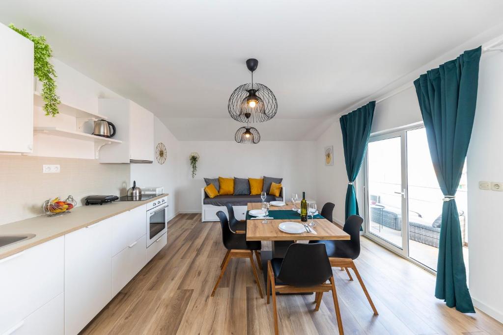 Φωτογραφία από το άλμπουμ του Apartmani Maestral σε Dobropoljana